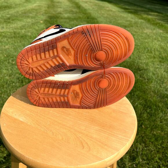 Nike Air Jordan 1 Retro High OG Satin Shattered Backboard - Size 6.5 - Ships Now - Picture 6 of 9